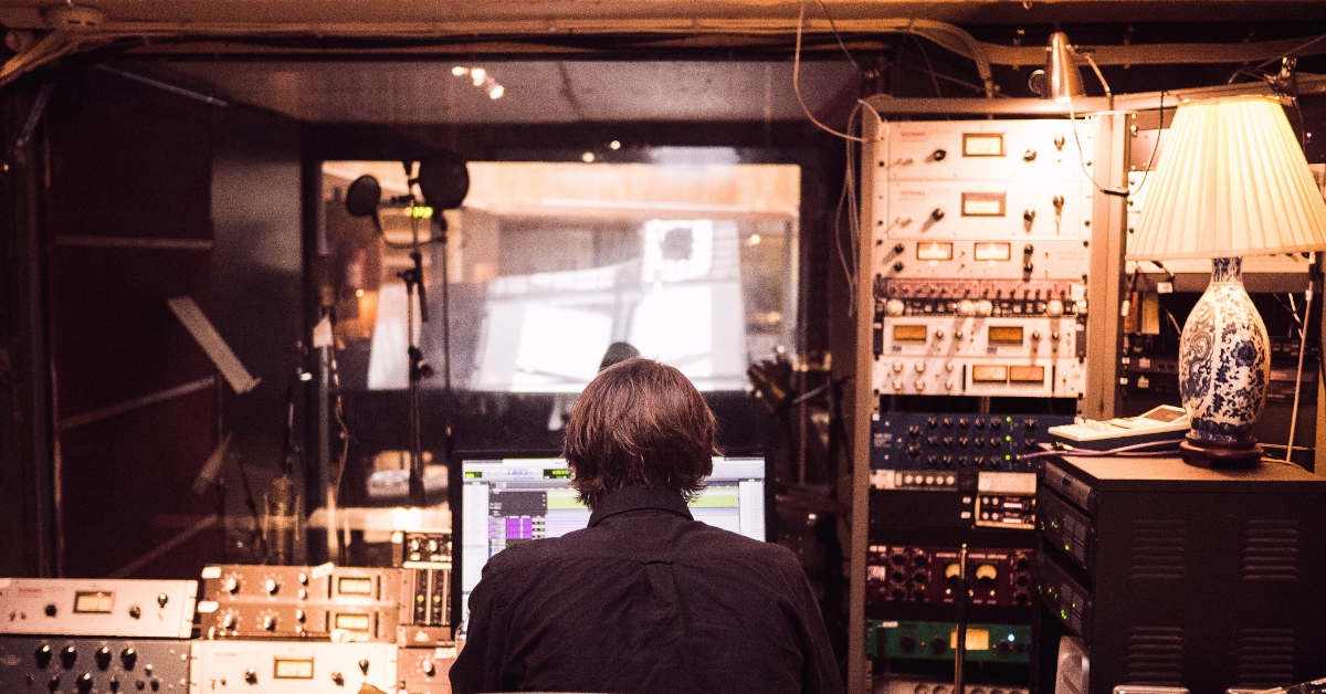 How to Record and Mix Body Percussion — Beatboxing, Claps, Breaths