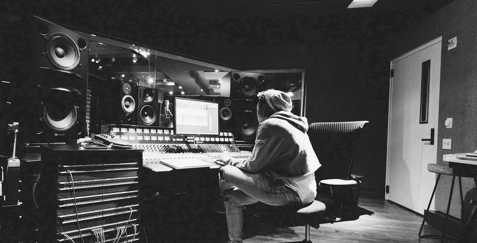 What Is A Music Producer 3 Common Roles Of A Record Producer 