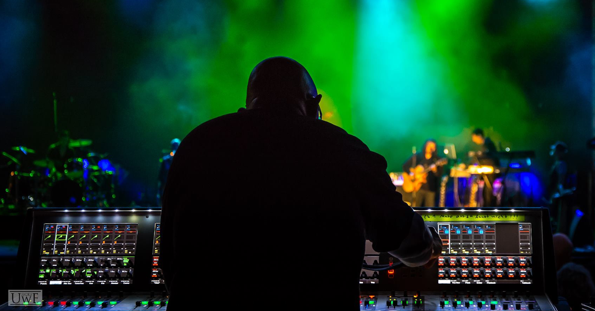 How To Get A Live Sound Engineer Job At A Music Venue Bar Club Or Theatre