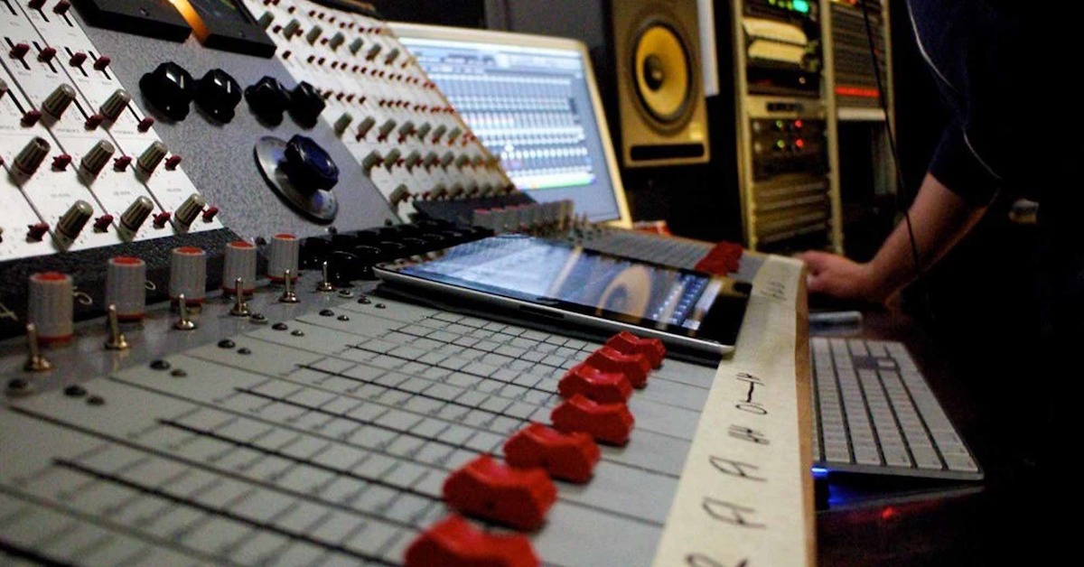 Tips for Making In The Box Mixes Sound Analog — Pro Audio Files