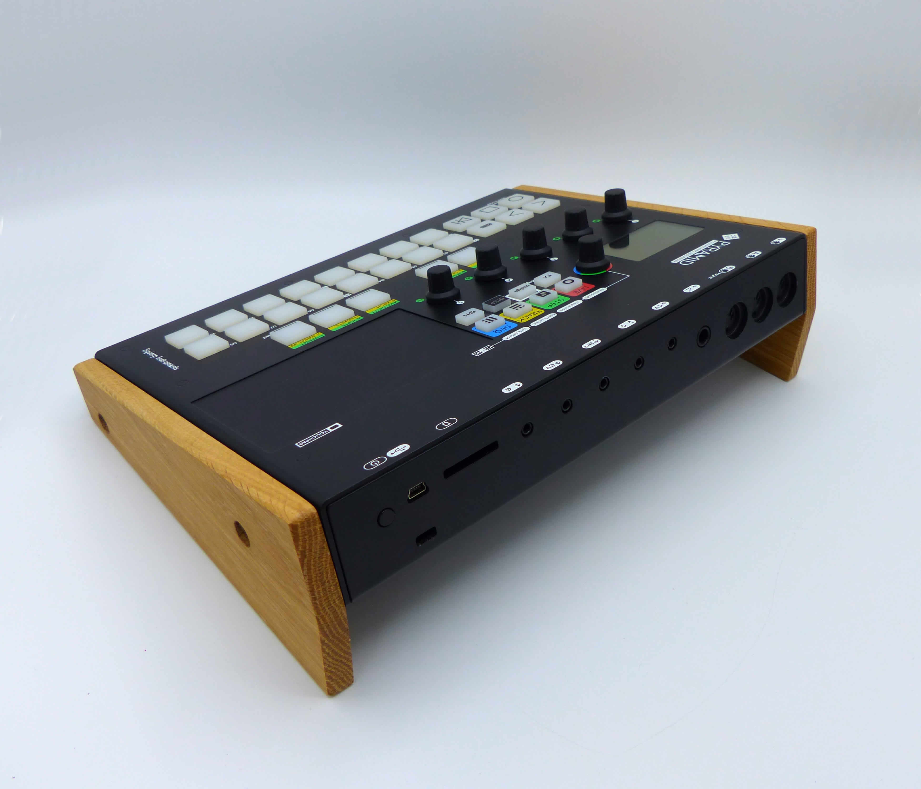 Review: Pyramid mk2 Sequencer by Squarp